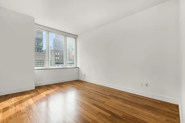 Rented by Compass | media 9