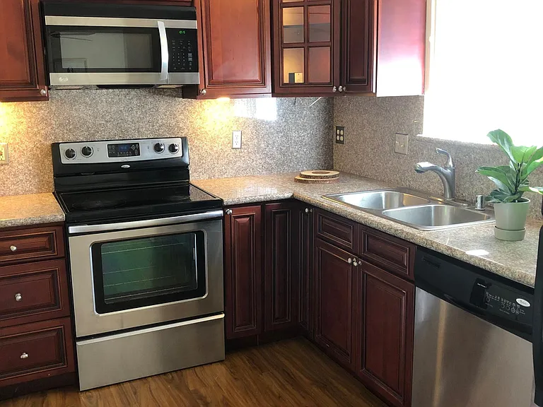 105 Oak Rim Ct #18 — Photo 6