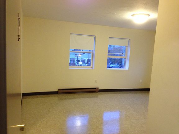 3rd image of 19 Main St APT 12