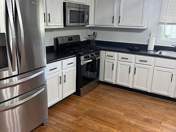 5th image of 501 S Clinton St