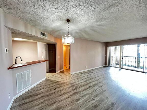 5th image of 8781 Wiles Road #203