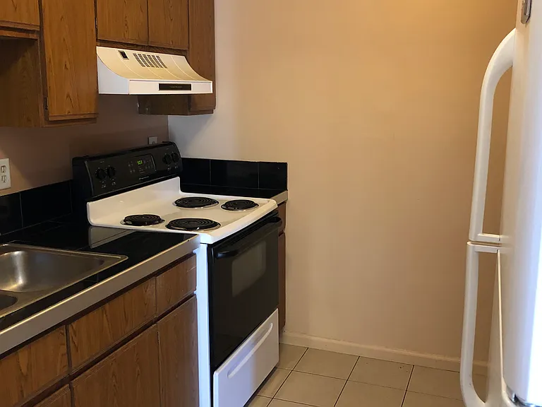 668 E Buchtel Ave #668 — Photo 11