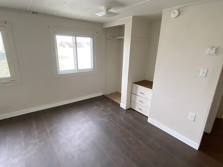 660 N Millborne Rd — Photo 6