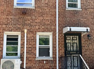 5653 Clearview Expy, Flushing, NY 11364