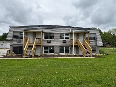 1201 Dixon Avenue — Photo 1