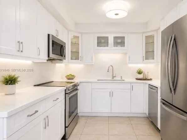 3800 S Ocean Dr APT 605, Hollywood, FL 33019