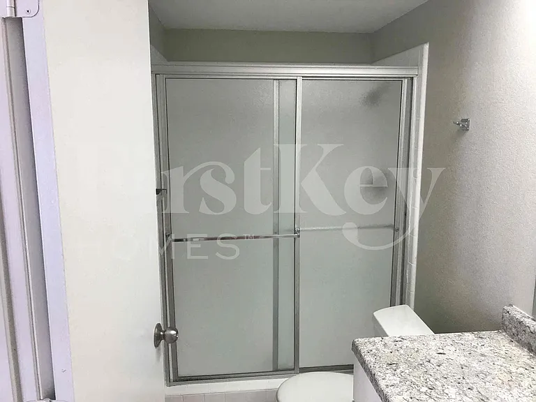 7629 W Flower St — Photo 15