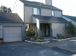 550 Pilgrim Hbr, Wallingford, CT 06492