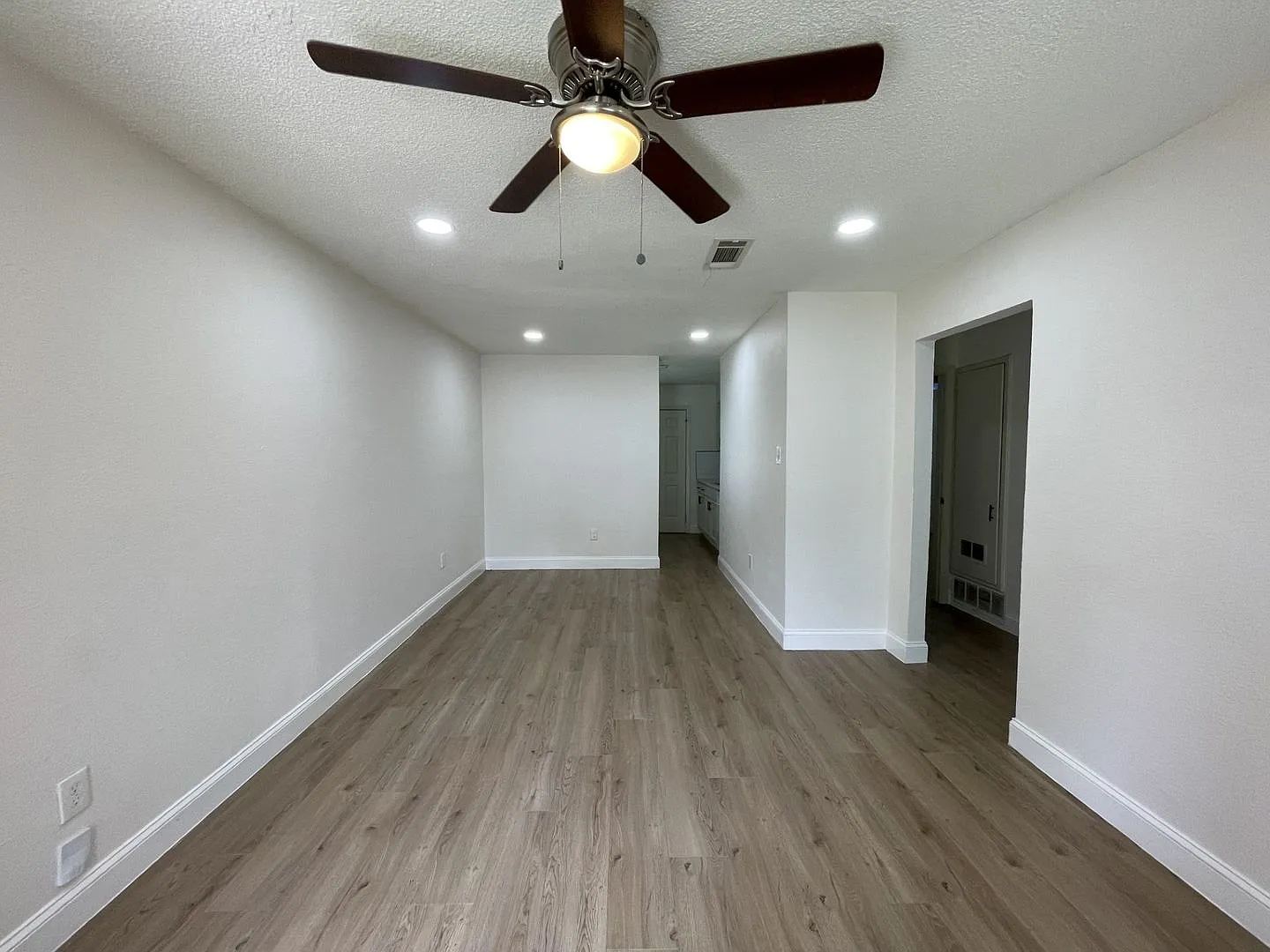 Hosack 204 — Photo 2