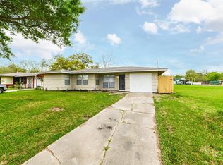 5606 Heron Dr, Houston, TX 77033