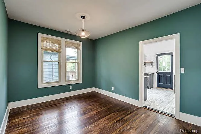 7918 E Lafayette St #4 — Photo 6