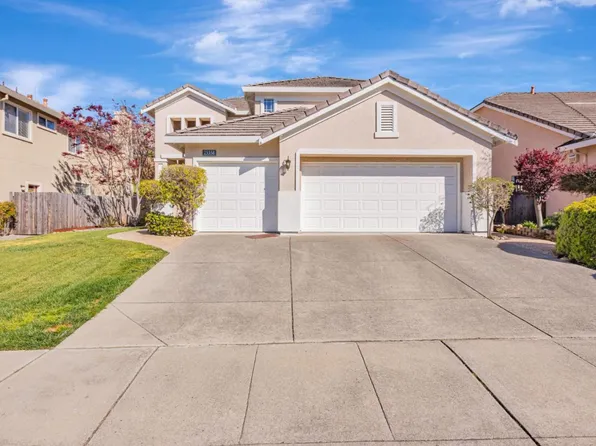25358 Gold Hills Dr, Castro Valley, CA 94552