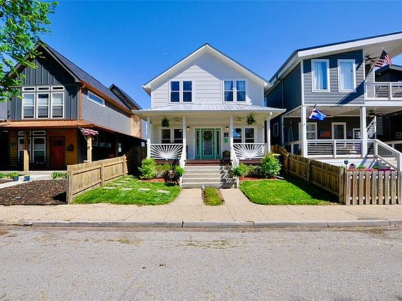 3rd image of 344 Parkway Ave