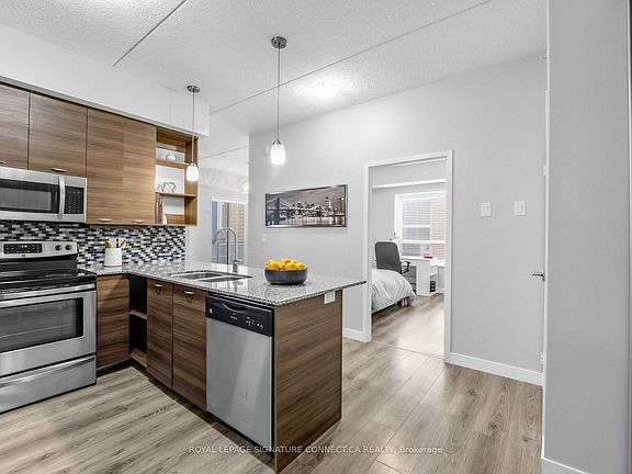 5th image of 318 Spruce St #602