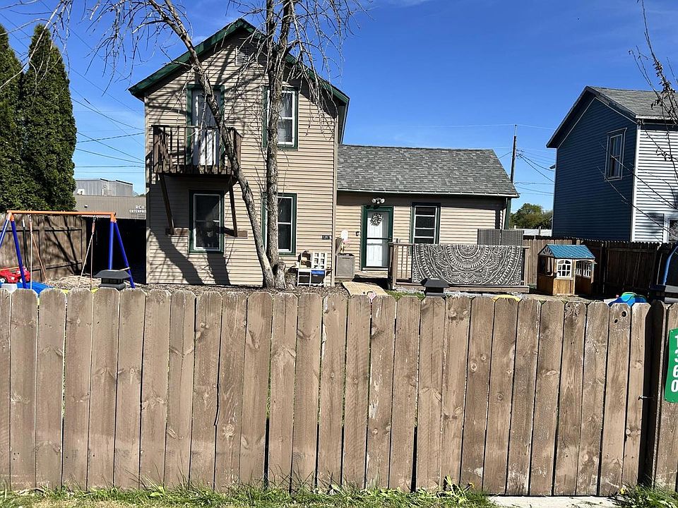 1st image of 1360 1ST STREET NORTH