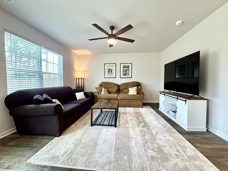 4017 Calabash Ct — Photo 16