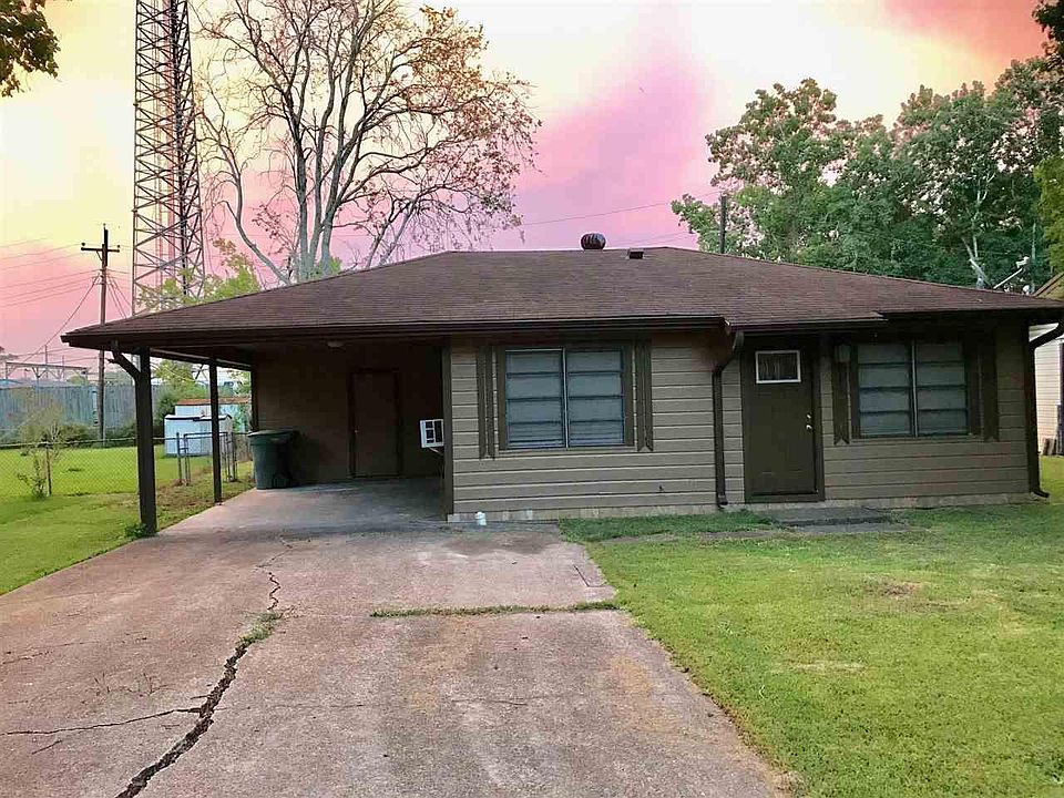 1st image of 745 Jeny Ln