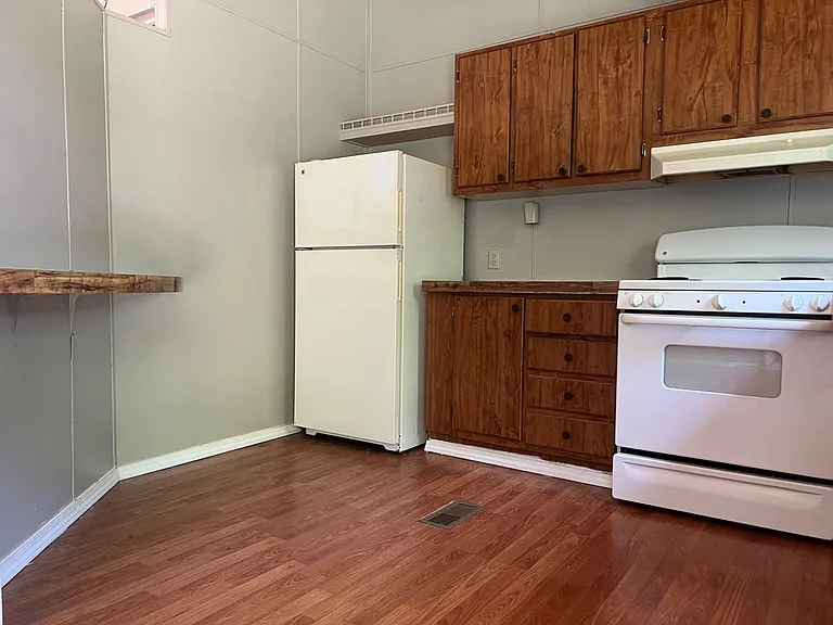 201 Ivycrest St — Photo 7