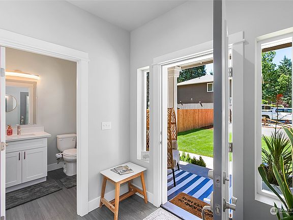 5th image of 2469 Sidney Lane
