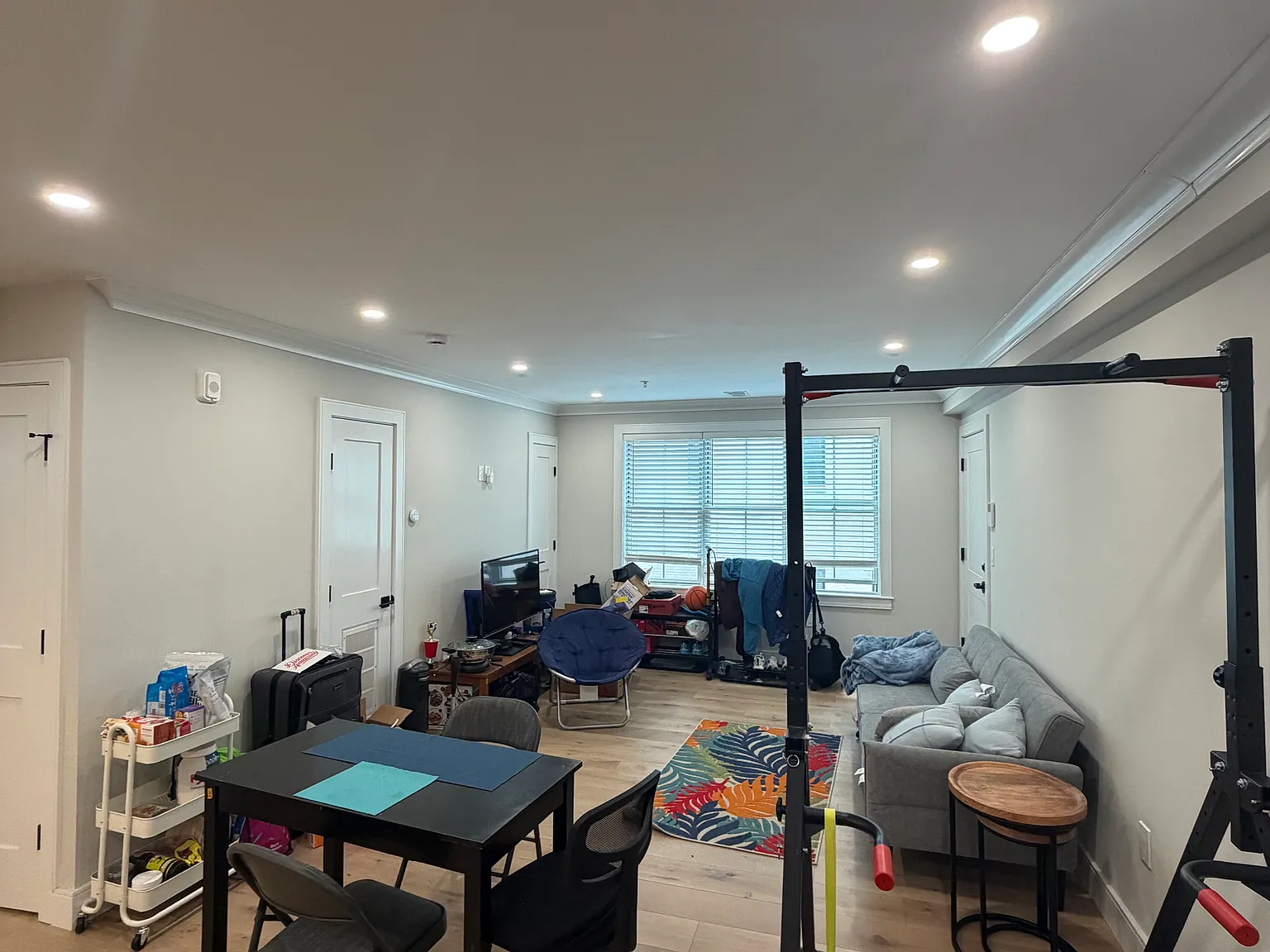 2 bed, 750 sqft, $3,500 — Photo 4