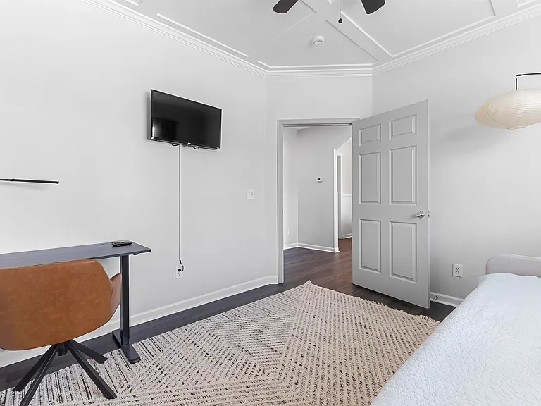 309 Raleigh Dr — Photo 15