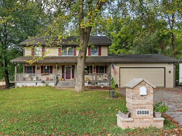 25336 W Greenview Ave, Antioch, IL 60002