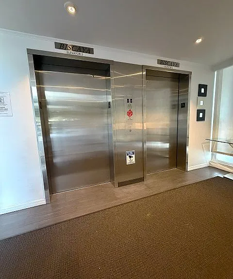 20400 W Country Club Dr #216 — Photo 27