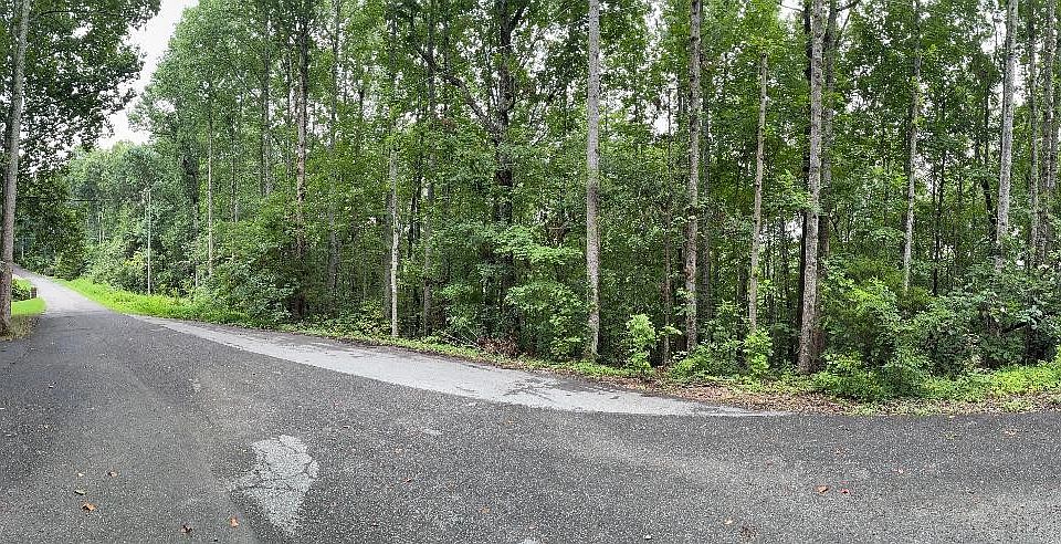 2nd image of 4672 Heath Rd