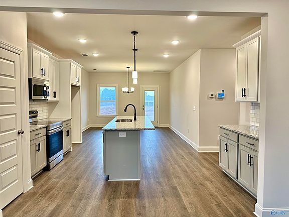 7th image of this home