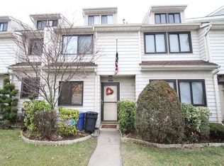 261D Signs Rd, Staten Island, NY 10314