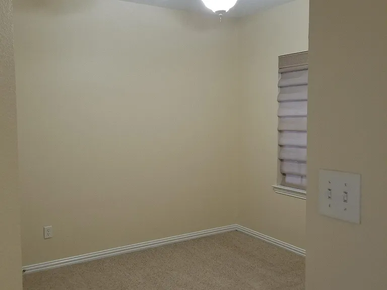 4000 Rome Ct — Photo 14