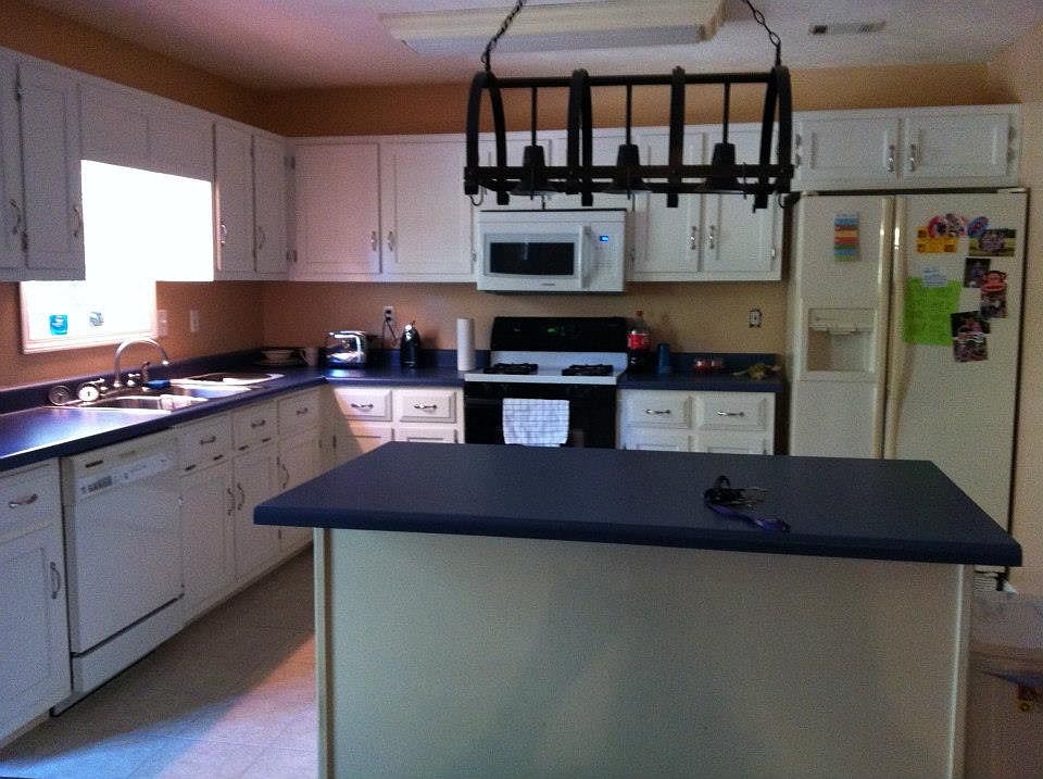 2nd image of 195 Lakeview Rd