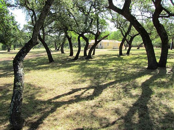 4th image of 305 River Park Dr