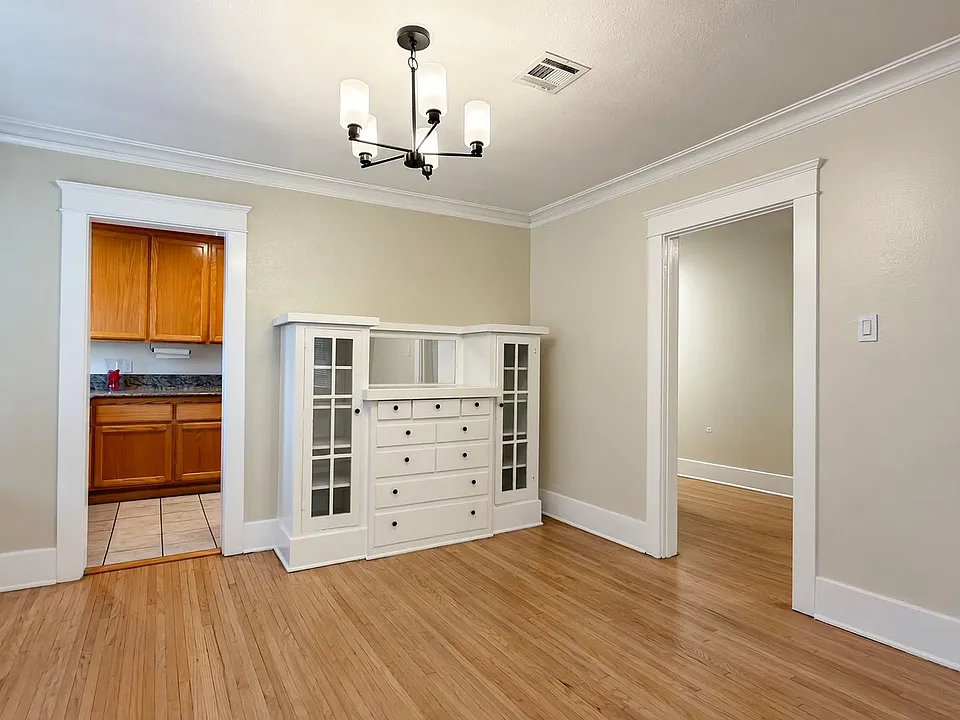 221 Belmont Ave