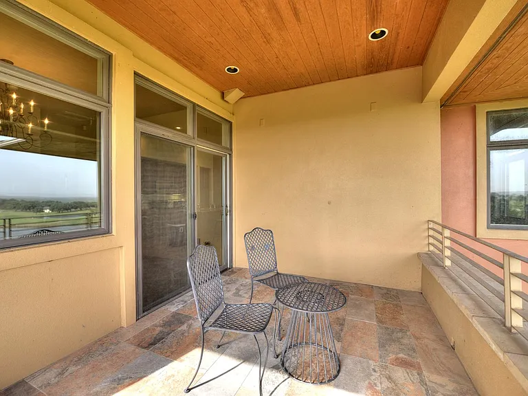 1908 Kahala Sunset Dr #H — Photo 14
