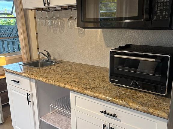 kitchen (new hot plate will be added)
