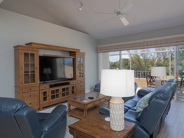 2013 Harbour Links Dr — Photo 30
