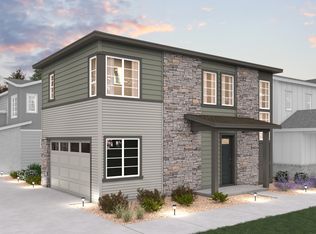 22549 E 47th Dr, Aurora, CO 80019