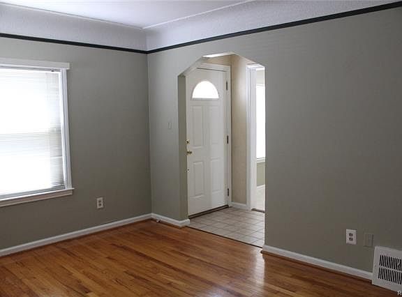 5th image of 2950 McKinley St