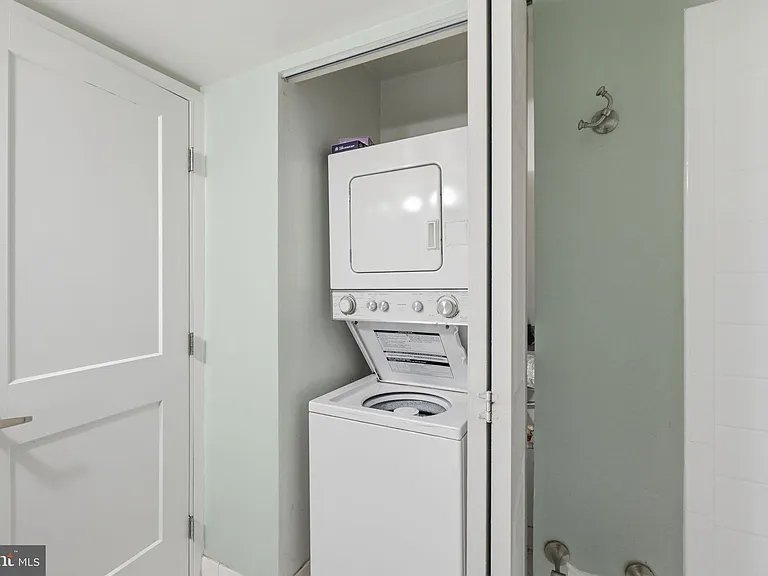 200 N Pickett St #1414 — Photo 14