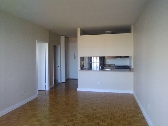5th image of 99 Battery Pl APT 12F