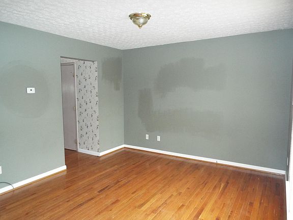 5th image of 1385 Great Hunter Ct