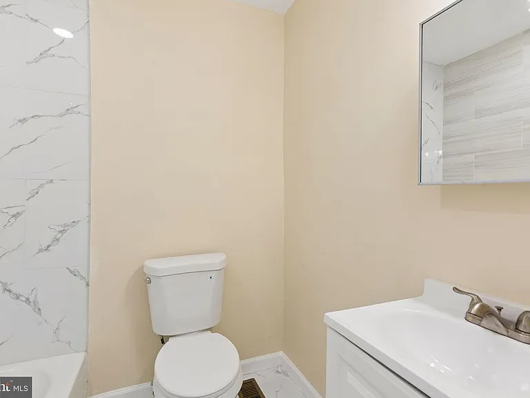 4706 Alhambra Ave — Photo 12