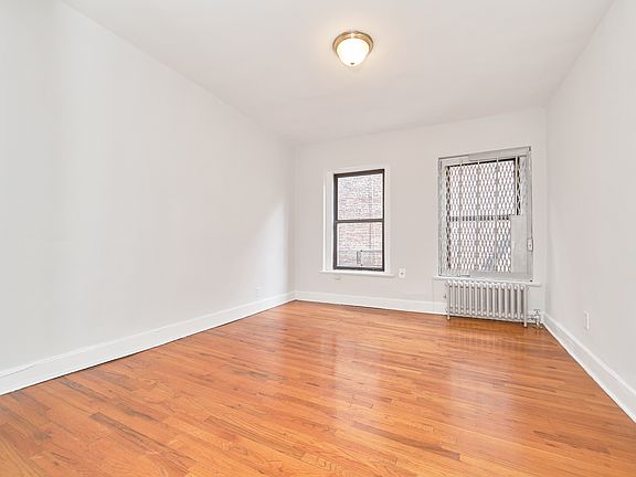 5th image of 676 9th Ave APT 4S