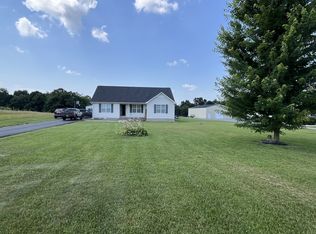 341 Trent Rd, Lafayette, TN 37083