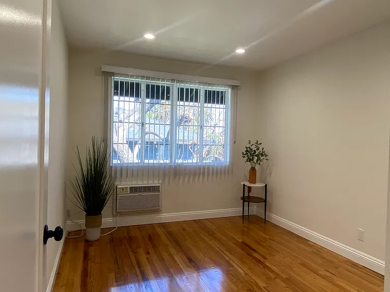 1778 Grevelia St #1778 — Photo 12