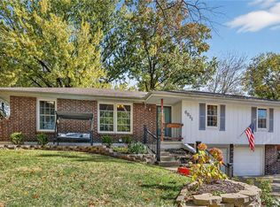 6811 NW Pleasant View Dr, Kansas City, MO 64152