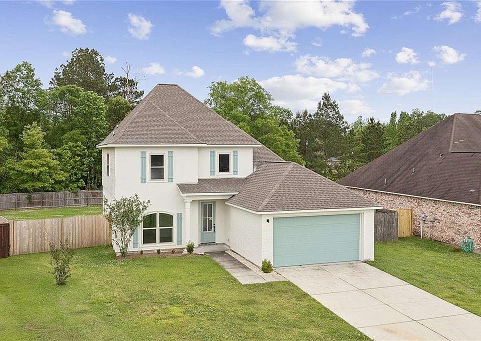 1st image of 23336 Conifer Dr