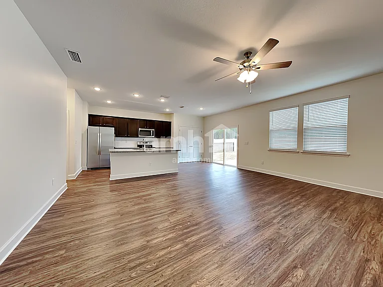 5921 Hampton Creek Rd — Photo 6