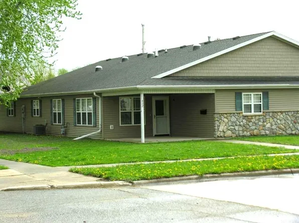432 Pleasant St, Osage, IA 50461